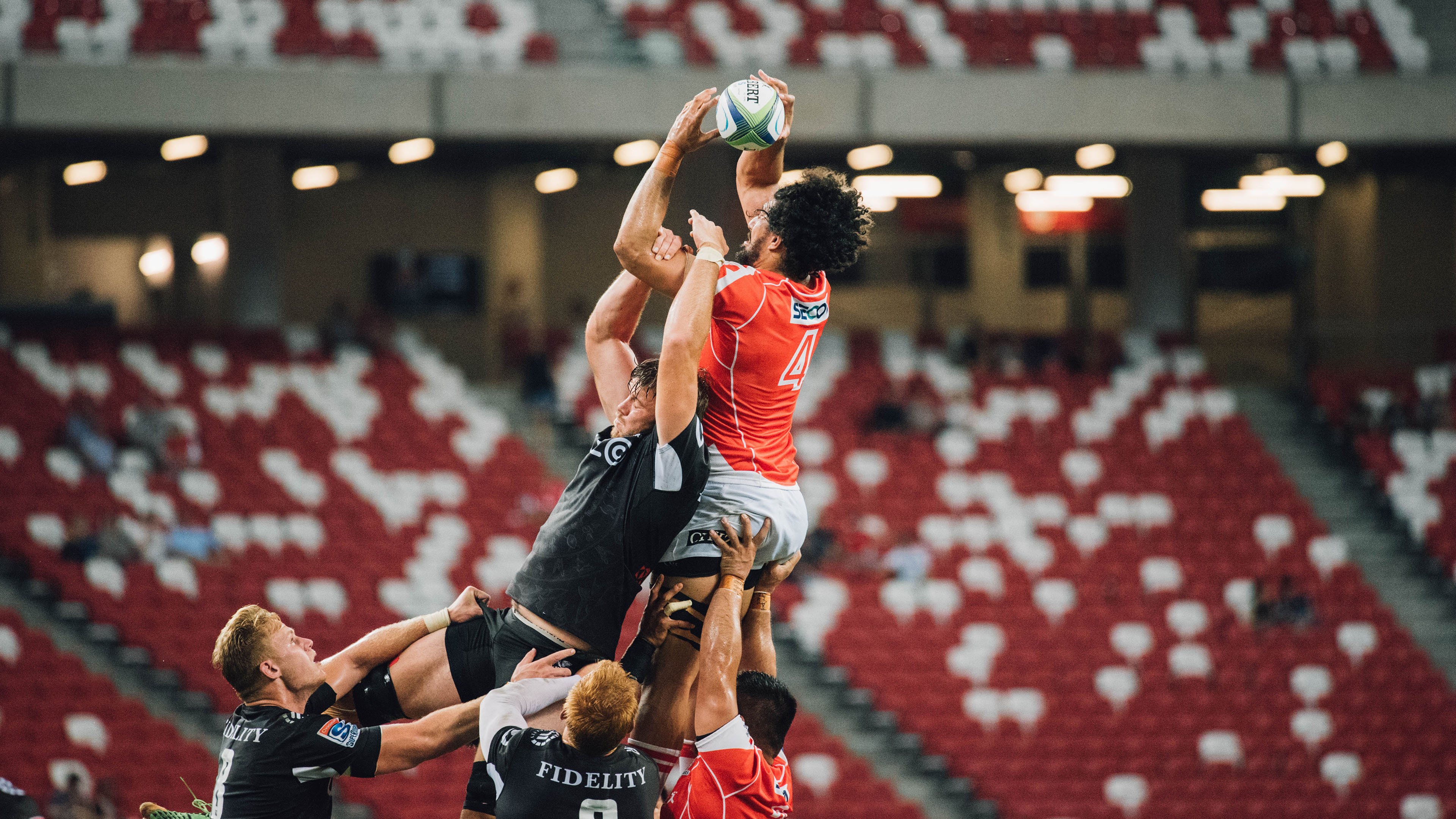 九游网页版官网-季后赛中“荣获”多场“最佳防守球员”头衔，被声称是“防守大师”！