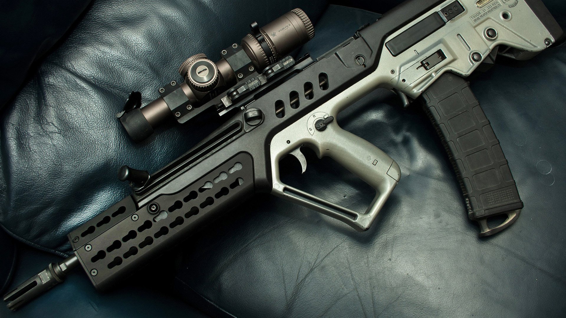 英超关键战，教练赞队员，英超教练下课榜